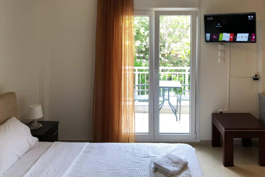 Cozy Studio Near The Beach 1Stfloor Nea Iraklitsa ภายนอก รูปภาพ