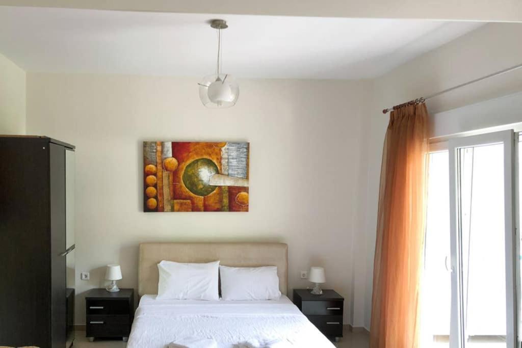 Cozy Studio Near The Beach 1Stfloor Nea Iraklitsa ภายนอก รูปภาพ
